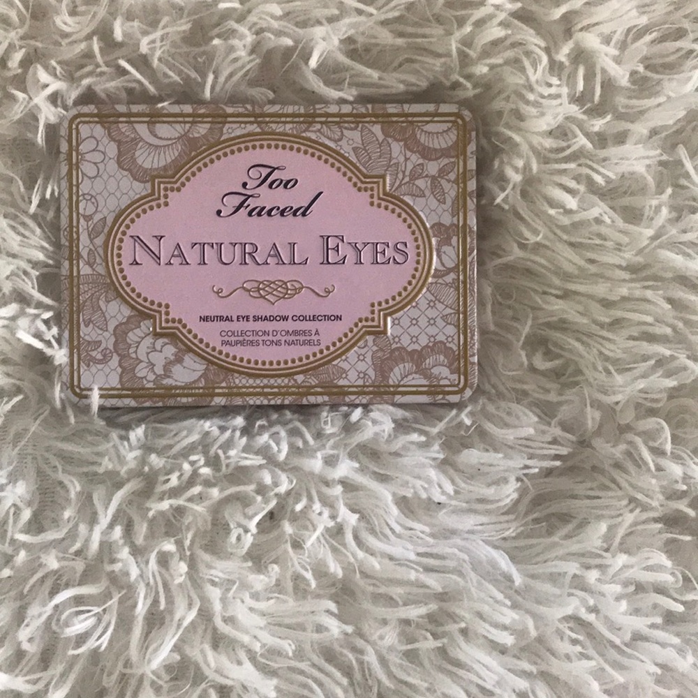 Too Faced NATURAL EYES
